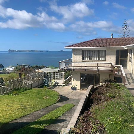 Paku Peak Ocean View Apartment Tairua Buitenkant foto