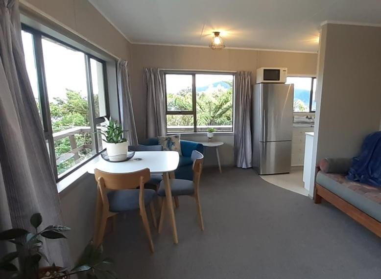 Paku Peak Ocean View Apartment Tairua Buitenkant foto